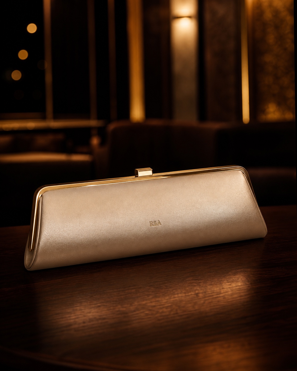 Élan Clutch from the R&A by Salem women’s collection